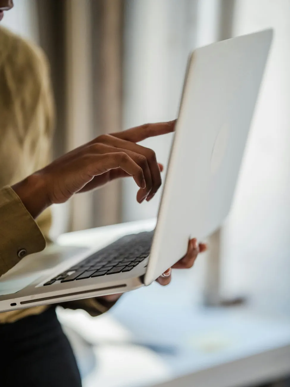 A person using a notebook